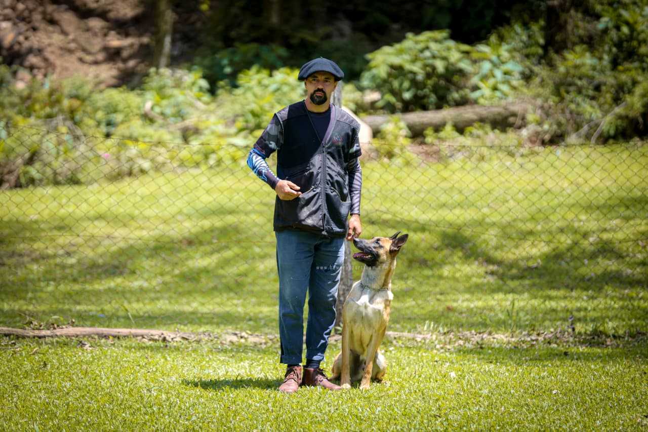 FORCE ATHOS OBEDIENCIA CANINA